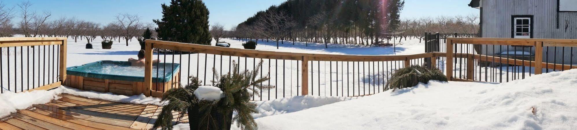 On The 6 Bed And Breakfast Niagara-on-the-Lake Екстериор снимка